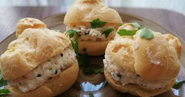 Üç Peynirli Pate a Choux