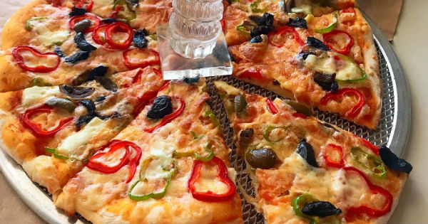 Vejeteryan Pizza Tarifi, Nasıl Yapılır?