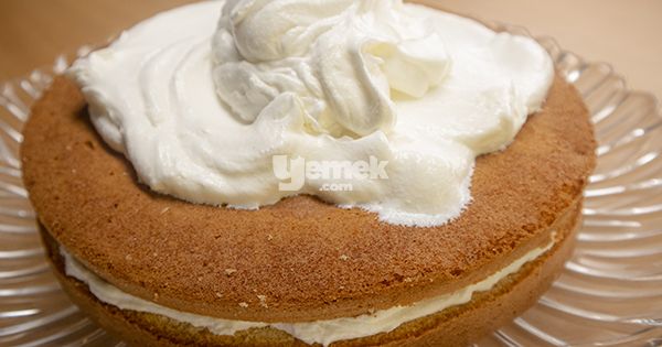 hazır kekle yaş pasta tarifi nasıl yapılır resimli anlatım yemek com