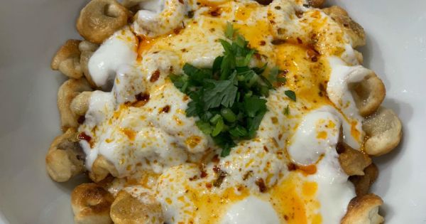 Tortellini Şeklinde Kızarmış Mantı
