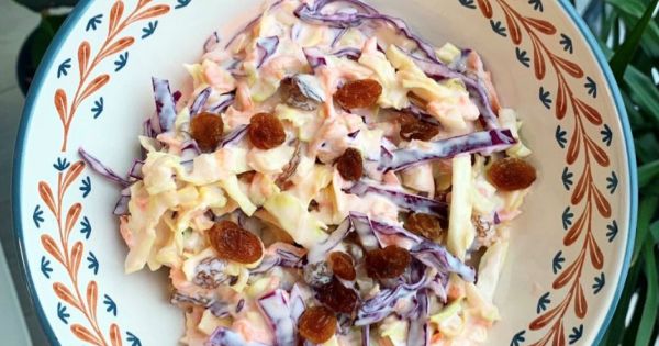 Sağlıklı Coleslaw Salata