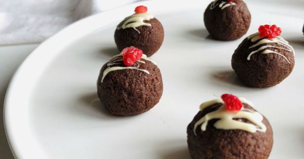 Brownie Tadında Vegan Toplar