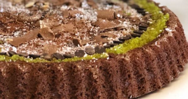 Çikolata Şelalesi Tart
