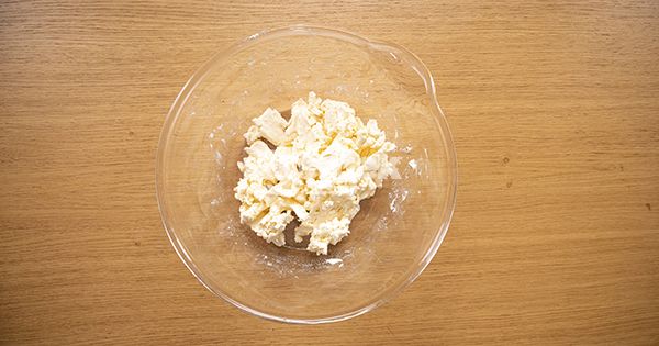 margarinli-tuzlu-kurabiye-asama-2