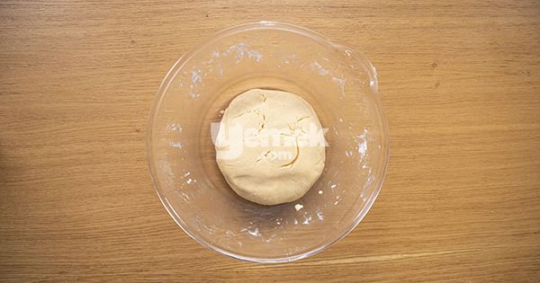 margarinli-tuzlu-kurabiye-asama-4