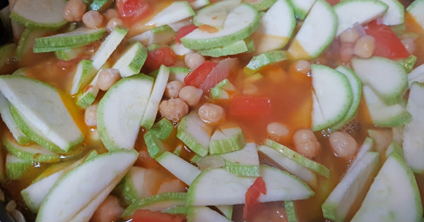 nohutlu-kabak-yemegi3