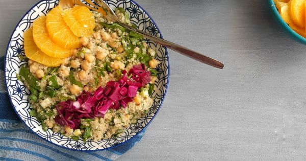 Portakallı Tahin Soslu Kinoa Salatası