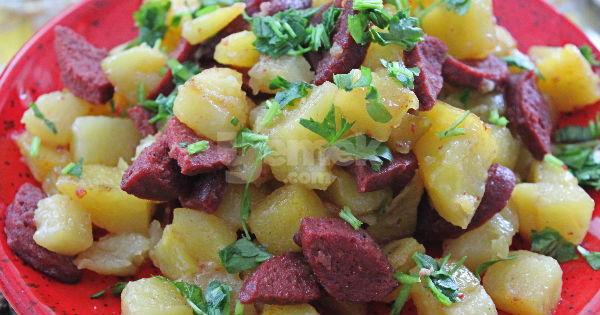 sucuklu-patates-kavurmasi3