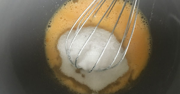 2-yumurtali-sodali-kek2