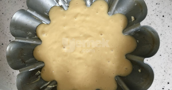 2-yumurtali-sodali-kek6
