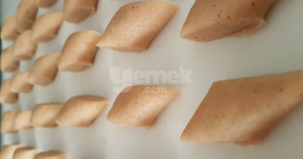 4-malzemeli-tarcinli-kurabiye-adim-4