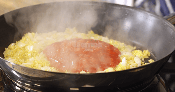 domatesli-arpa-sehriyeli-risotto-tarifi-4