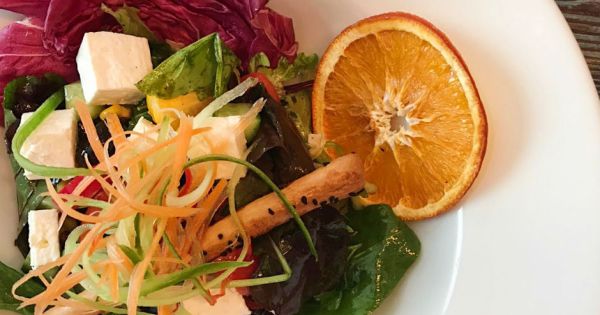 İtalyan Soslu Akdeniz Salata