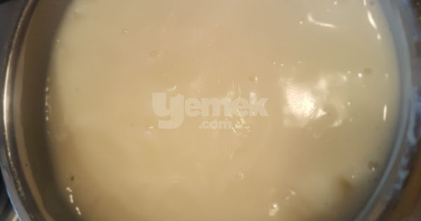 kan-portakali-ve-limonlu-muhallebi-adim-1