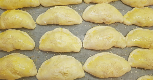 tam-olculu-peynirli-pogaca6