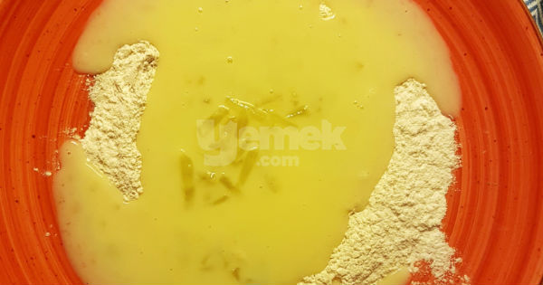 yumurtsasiz-elmali-muzlu-kek-adim-5