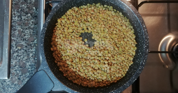 bulgurlu-yesil-mercimek-salatasi-asama-2