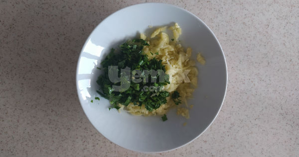 kabak-icli-omlet-tarifi-adim-2