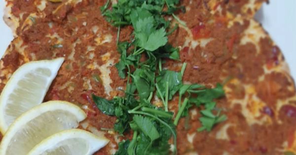 Şanlıurfa Usulü Lahmacun