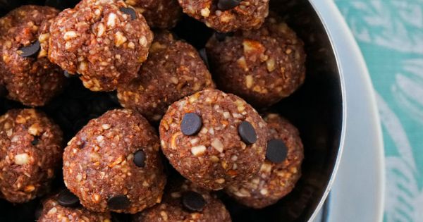 Pişmeyen Fit Brownie Topları