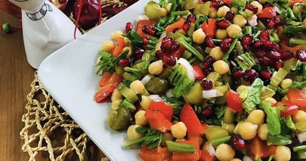Ispanaklı Nohut Salatası