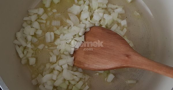 besamel-soslu-patlican-adim-1