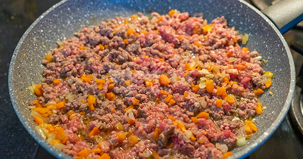 bolonez-soslu-makarna-asama-3