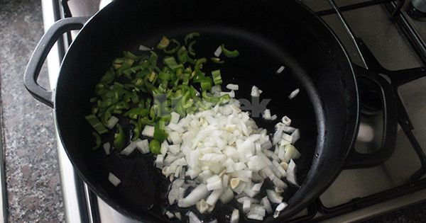 bulgurlu-patlican-yemegi-asama-1