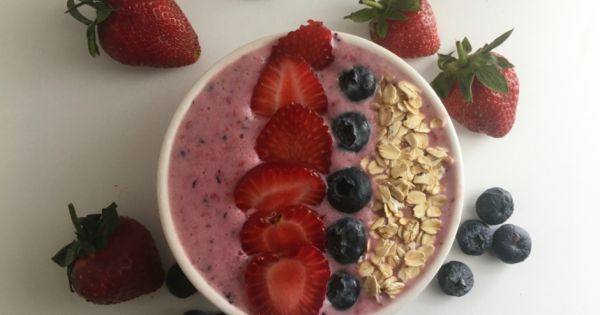 Meyveli Smoothie Kasesi