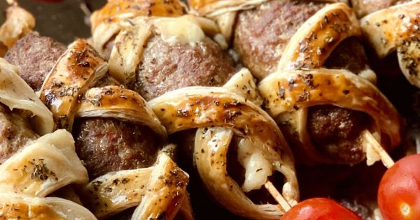 Milföylü Kaşarlı Köfte