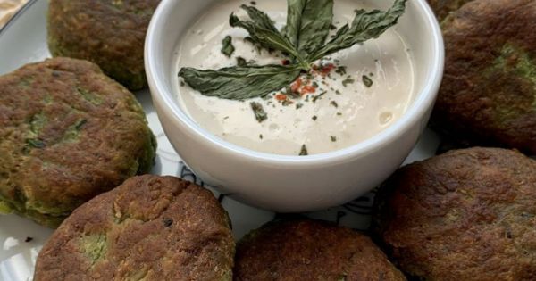 Yoğurt Soslu Falafel