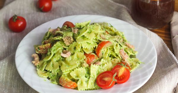 Doyuran Makarna Salatası
