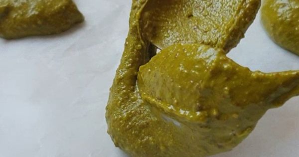 antep-fistigi-ezmeli-brownie-adim-1