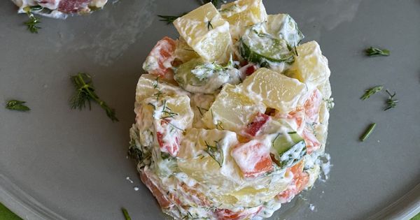 Haşlamadan Patates Salatası