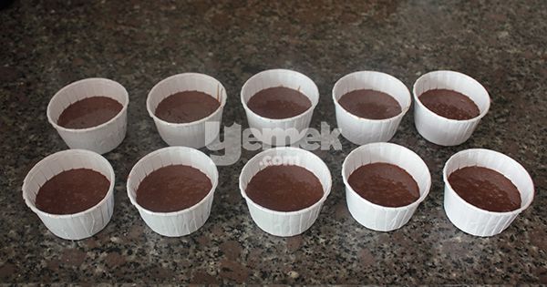 kahveli-kolay-cupcake-asama-4