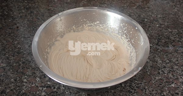 kahveli-kolay-cupcake-asama-6