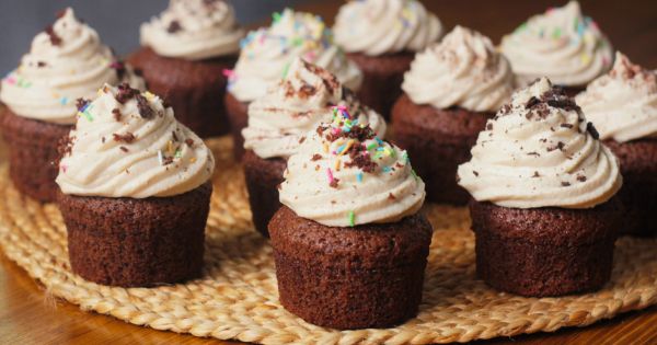 Kahveli Kolay Cupcake