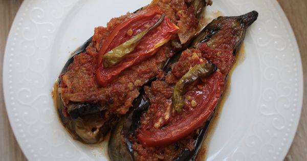 Zeytinyağlı Karnıyarık
