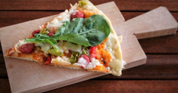 Zeytinyağlı ve Tulum Peynirli Pizza Tarifi, Nasıl Yapılır?