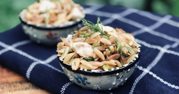 Tavuklu Şehriye Salatası