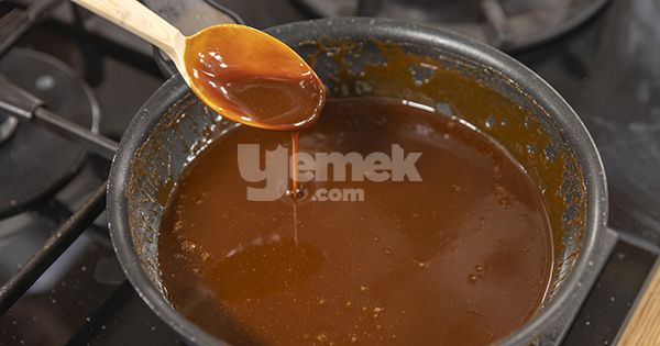 bademli-karamelli-muhallebi-asama-13