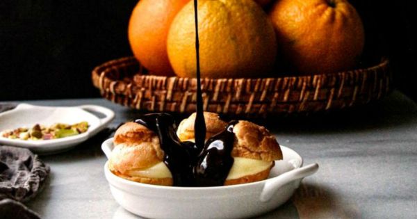 Çikolata Soslu Profiterol