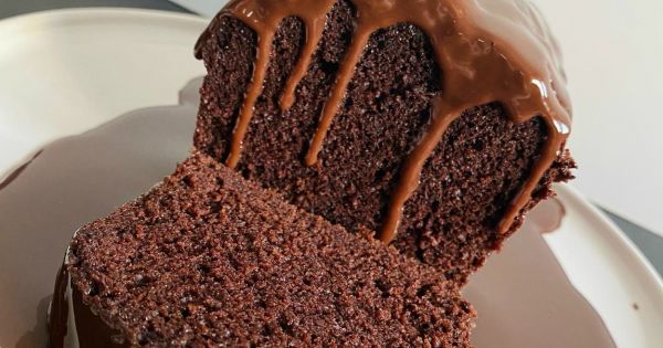 Çikolata Soslu Kek Tarifi, Nasıl Yapılır?