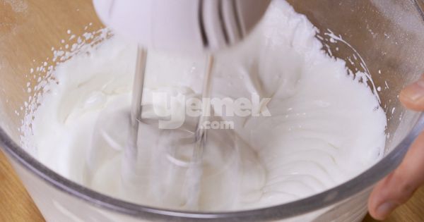 cikolatali-biskuvili-trifle-ss-13