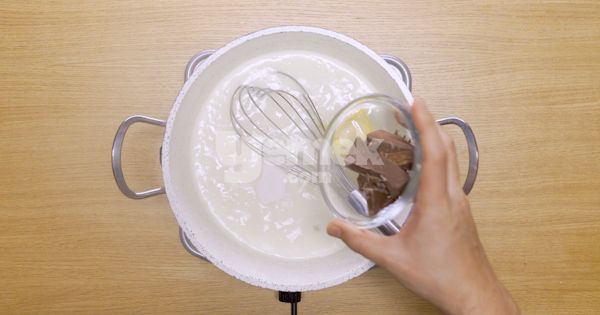 cikolatali-biskuvili-trifle-ss-8