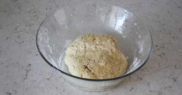 mayasiz-peynirli-pisi-asama-4