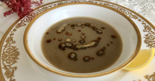 Süzme Yeşil Mercimek Çorbası
