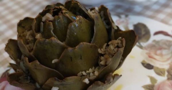 İç Pilavlı Yaprak Enginar Dolması