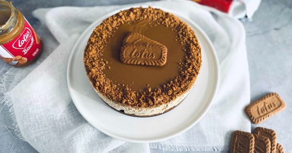 Pişmeyen Karamelize Bisküvili Cheesecake