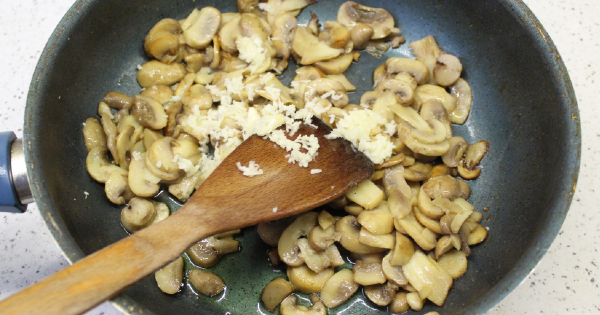 mantarli-peynirli-fettucini3